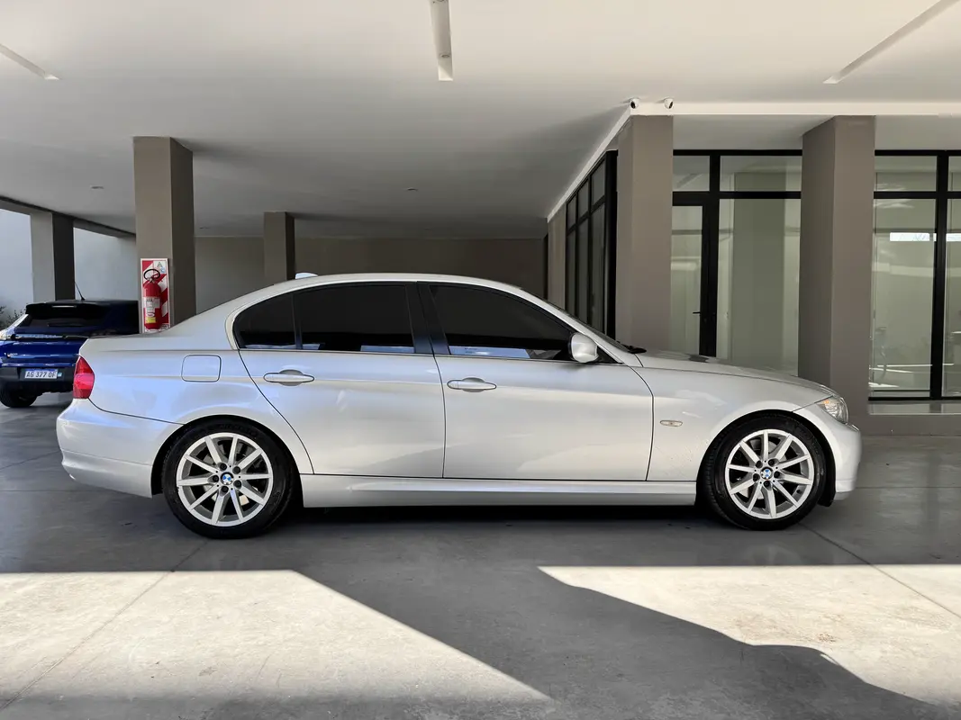 Mira esta publicación de BMW Serie 3