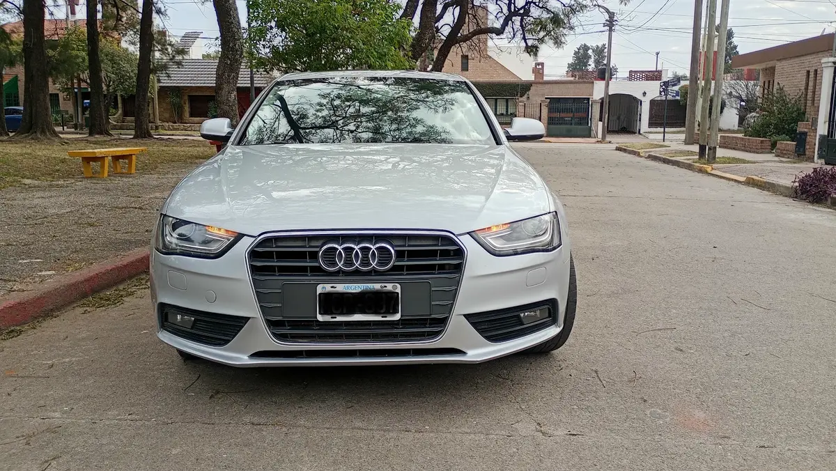 Mira esta publicación de Audi A4 2013 en Motordil