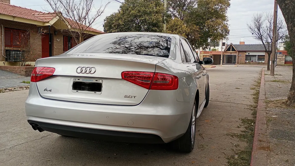 Mira esta publicación de Audi A4 2013 en Motordil