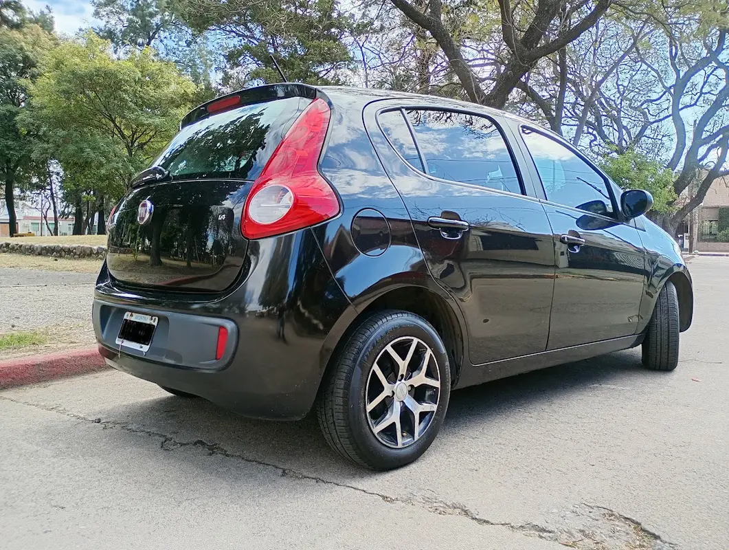 Mira esta publicación de Fiat Palio 2012 en Motordil