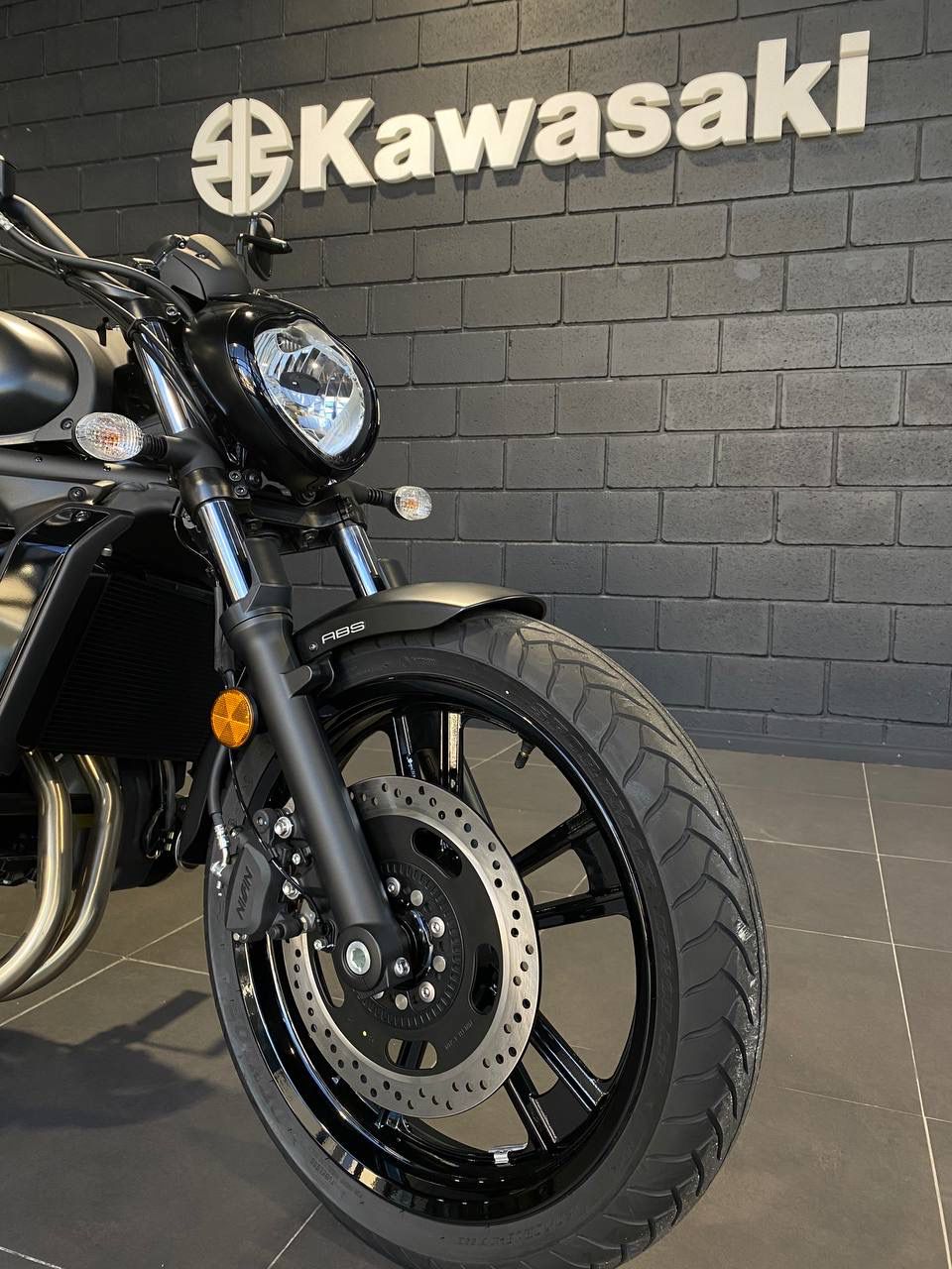Mira esta publicación de Kawasaki VN 650 Vulcan S 2025 en Motordil
