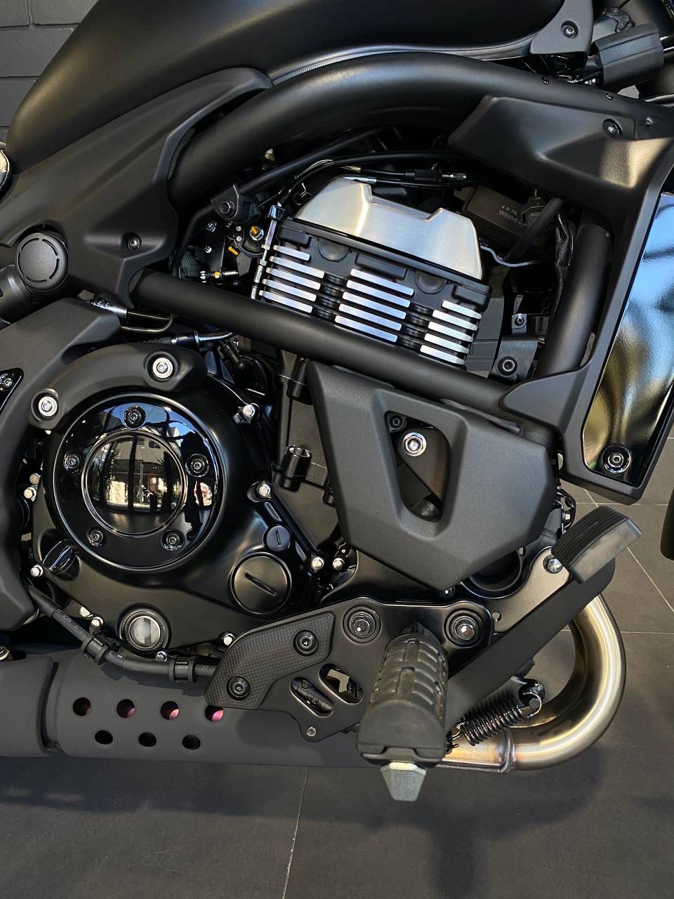 Mira esta publicación de Kawasaki VN 650 Vulcan S 2025 en Motordil