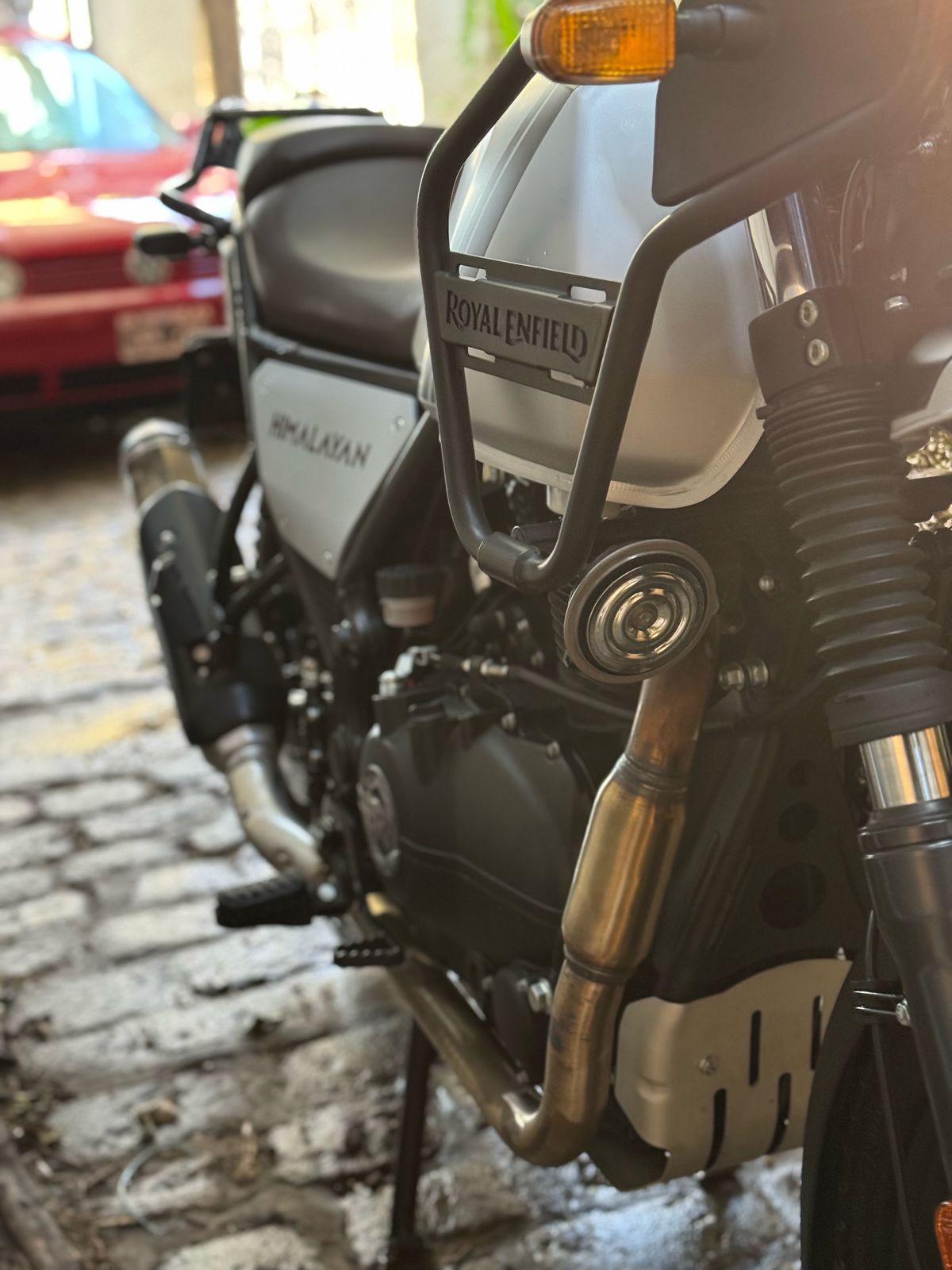 Mira esta publicación de Royal Enfield 411
