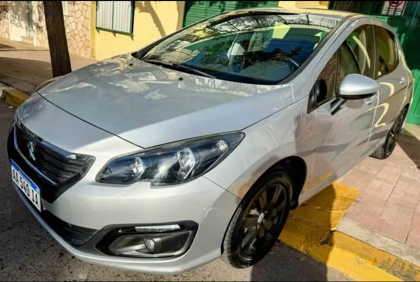Mirá esta publicación de Peugeot 308