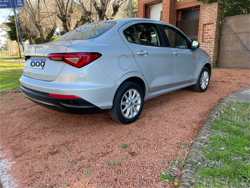 Mira esta publicación de Fiat Cronos 2023 en Motordil