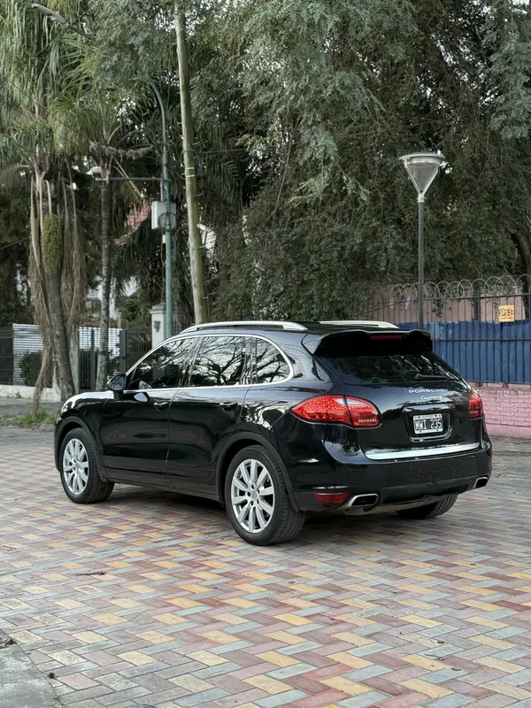 Mirá esta publicación de Porsche Cayenne
