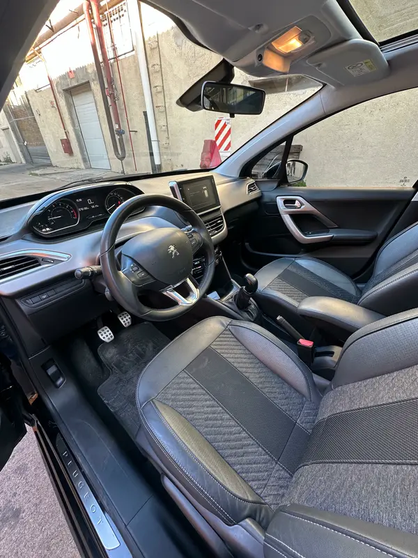Mirá esta publicación de Peugeot 208