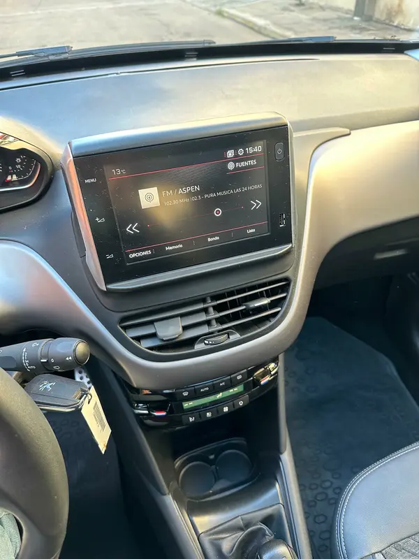 Mirá esta publicación de Peugeot 208
