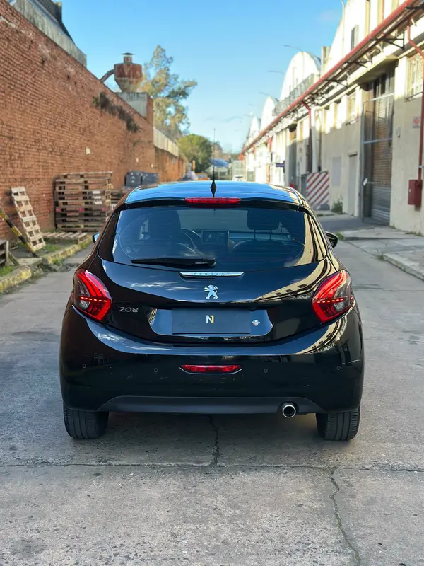 Mirá esta publicación de Peugeot 208