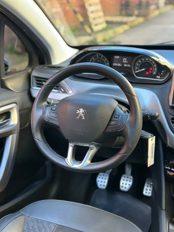 Mirá esta publicación de Peugeot 208