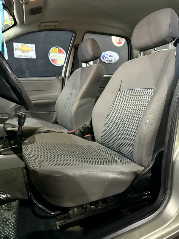Mira esta publicación de Chevrolet Classic 2010 en Motordil
