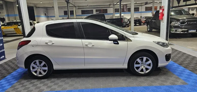 Mira esta publicación de Peugeot 308