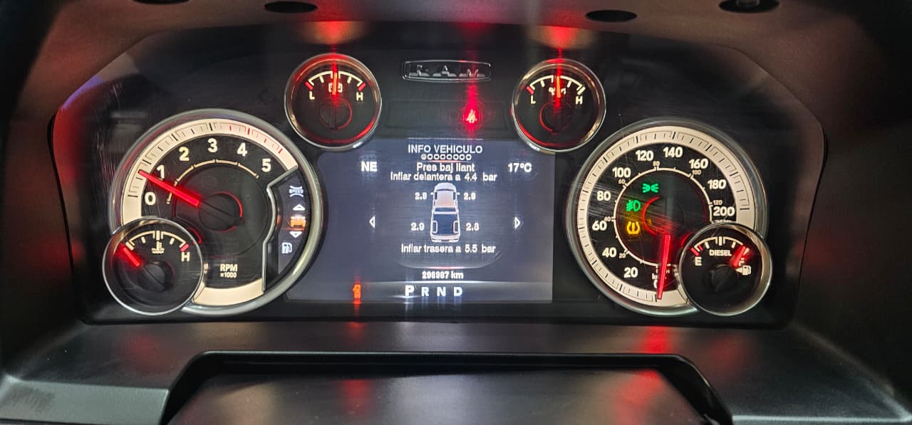 Mira esta publicación de RAM 2500 2014 en Motordil