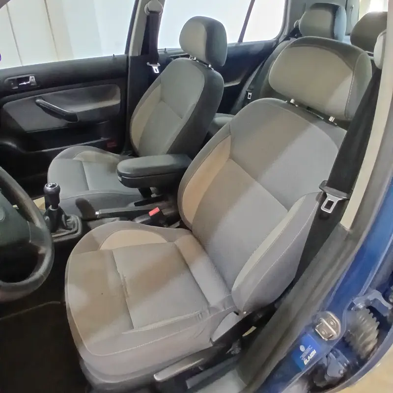 Mira esta publicación de Volkswagen Golf 2008 en Motordil