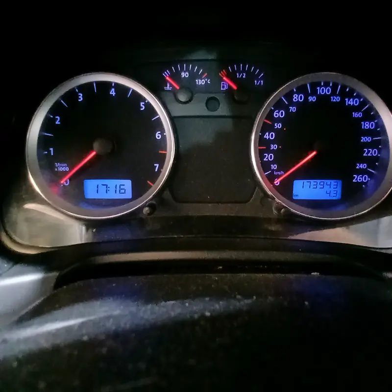 Mira esta publicación de Volkswagen Golf 2008 en Motordil