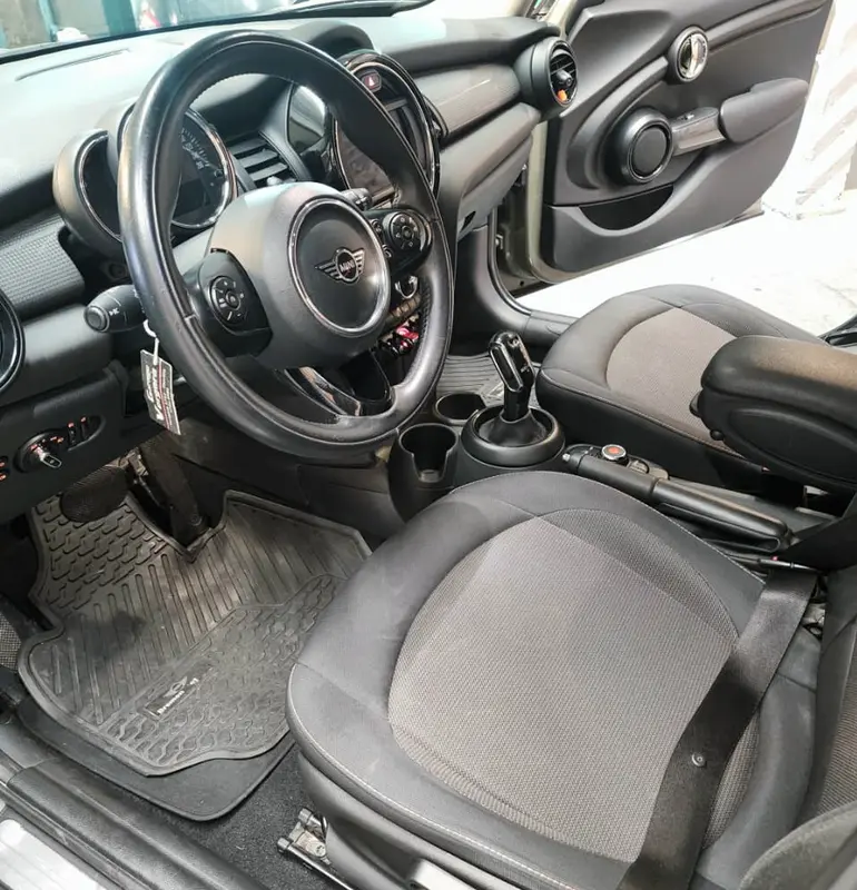 Mira esta publicación de Mini Cooper Cooper
