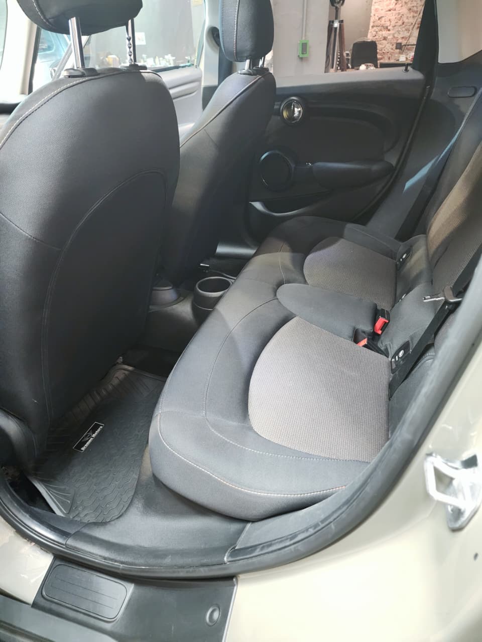 Mira esta publicación de Mini Cooper Cooper
