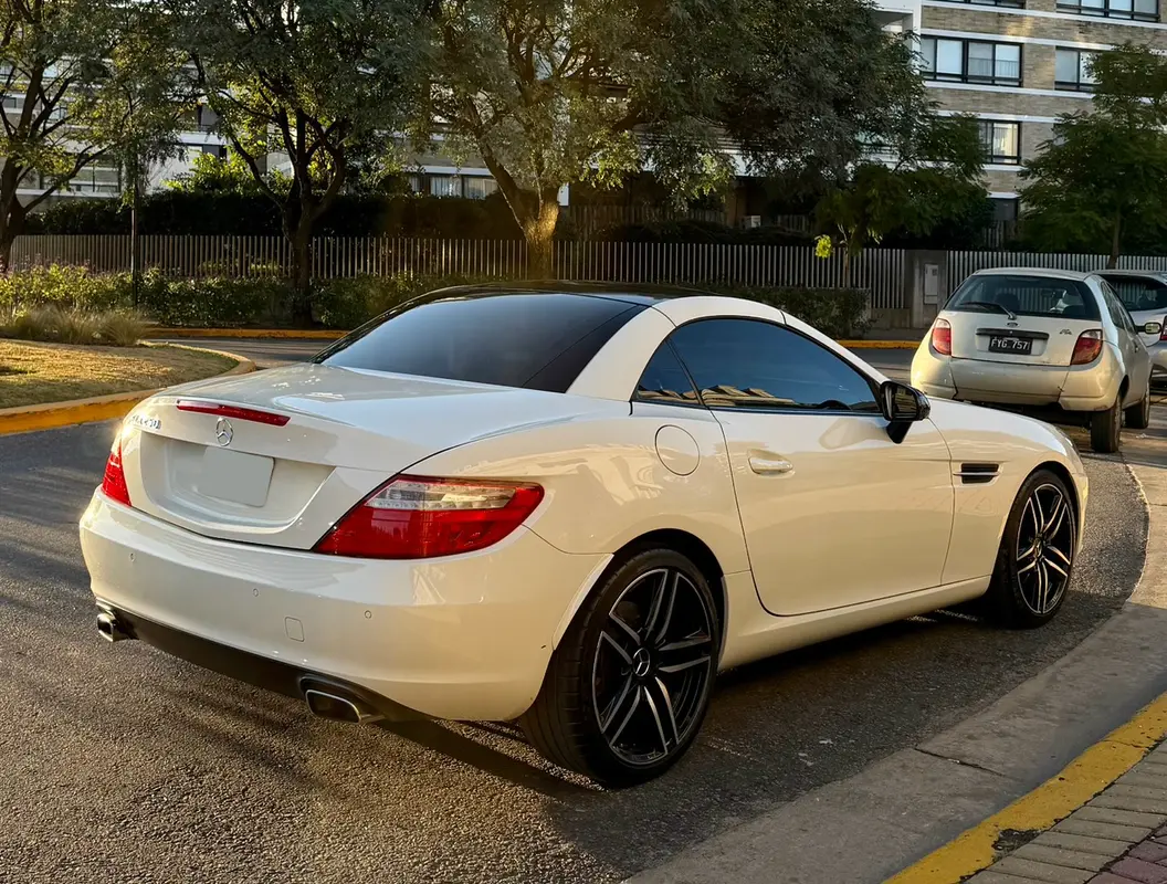 Mira esta publicación de Mercedes Benz SLK