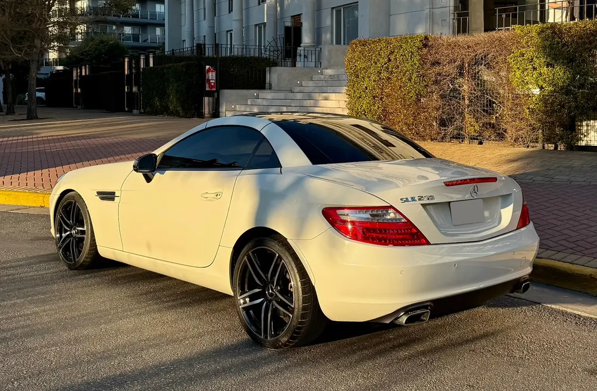 Mira esta publicación de Mercedes Benz SLK