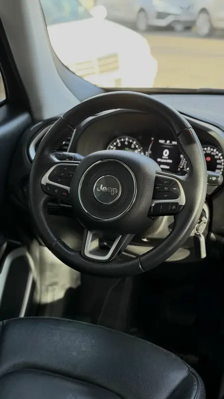 Mirá esta publicación de Jeep Renegade