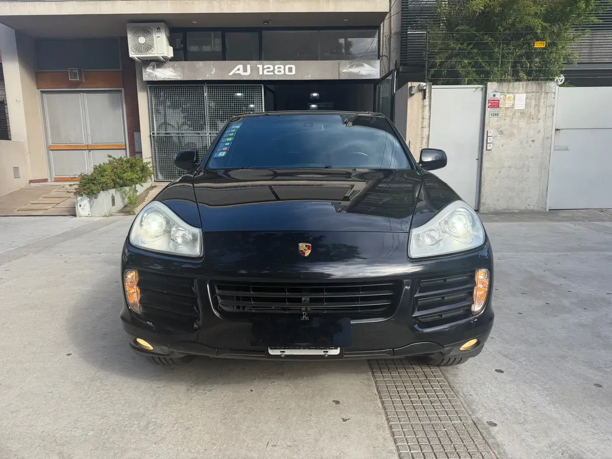 Mira esta publicación de Porsche Cayenne