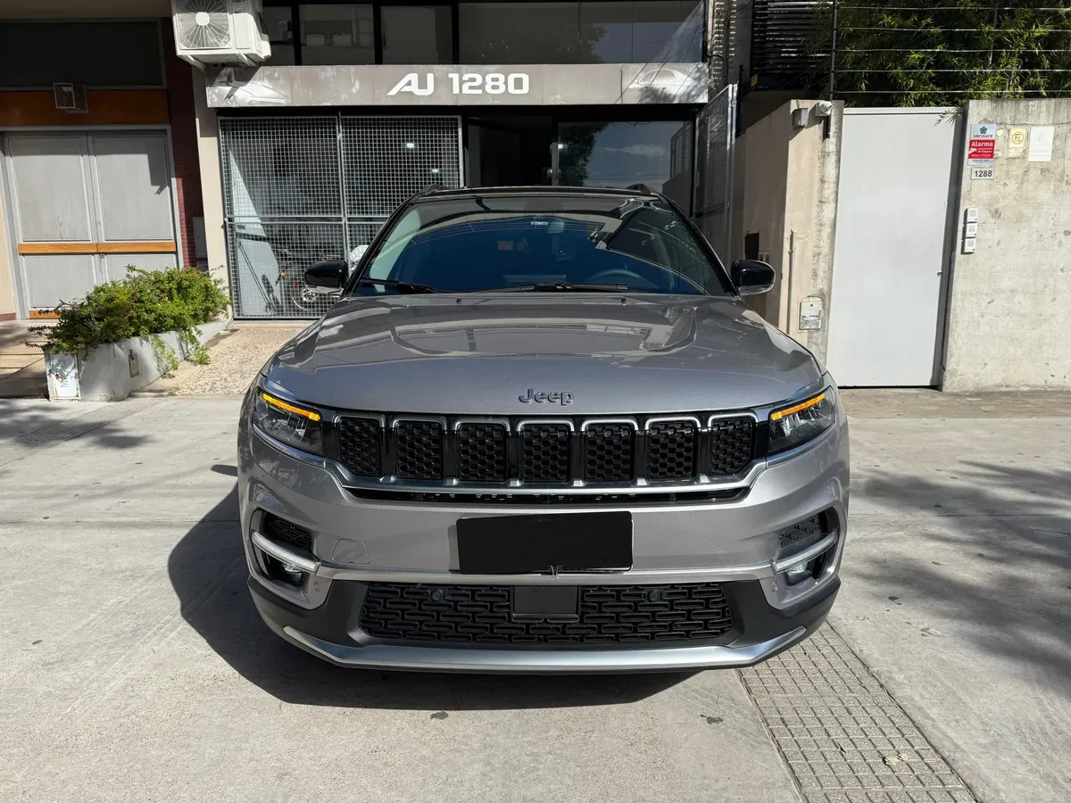 Mira esta publicación de Jeep Commander