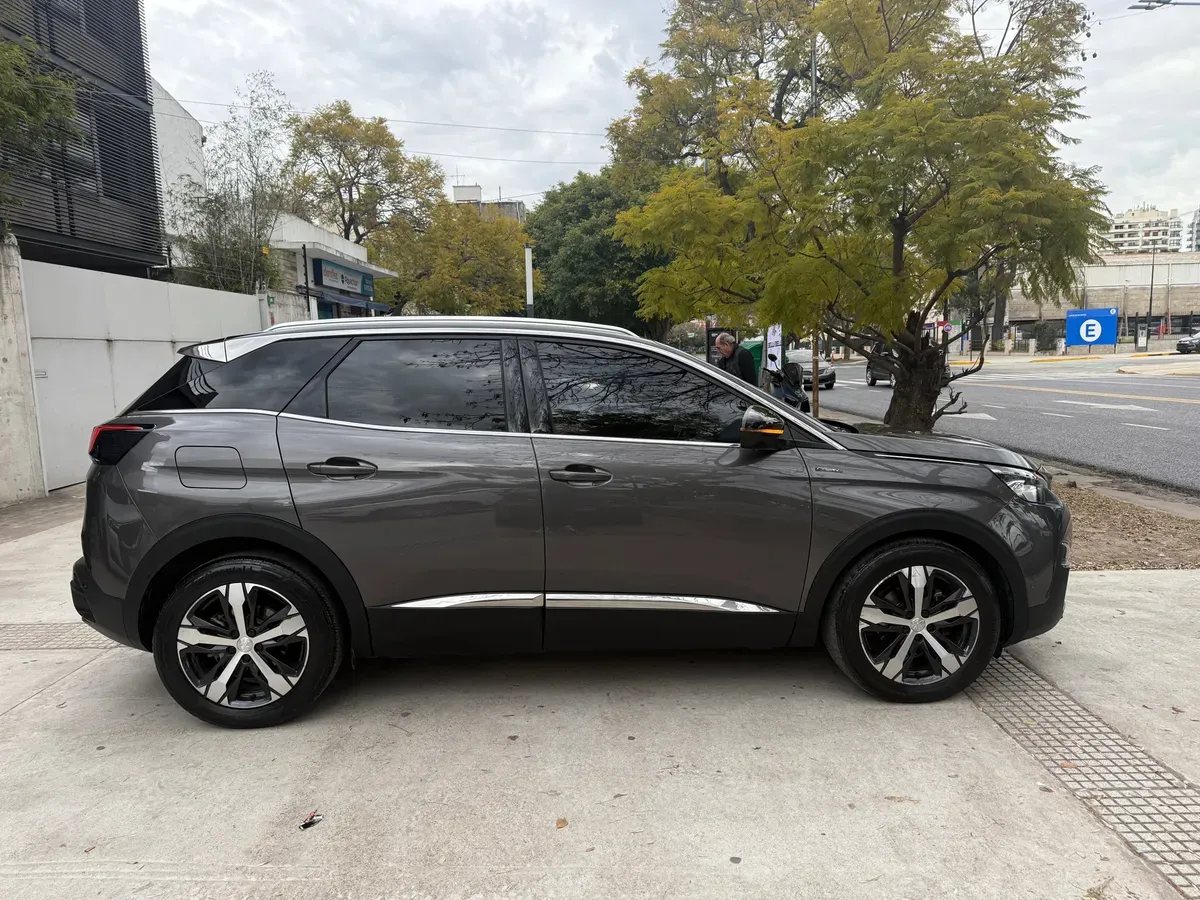 Mira esta publicación de Peugeot 3008