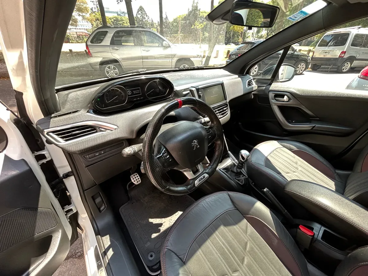 Mira esta publicación de Peugeot 208
