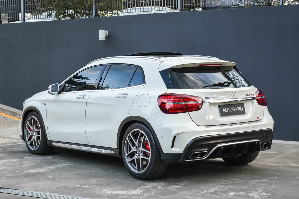 Mira esta publicación de Mercedes Benz GLA