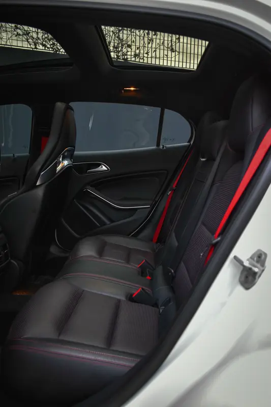 Mira esta publicación de Mercedes Benz GLA