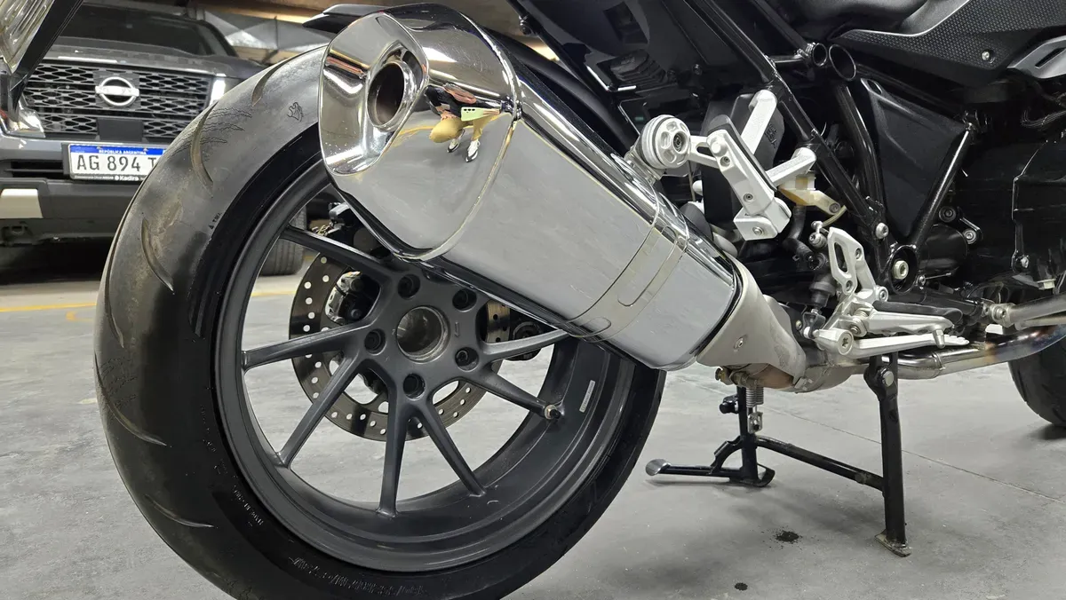 Mirá esta publicación de BMW R 1200 RS