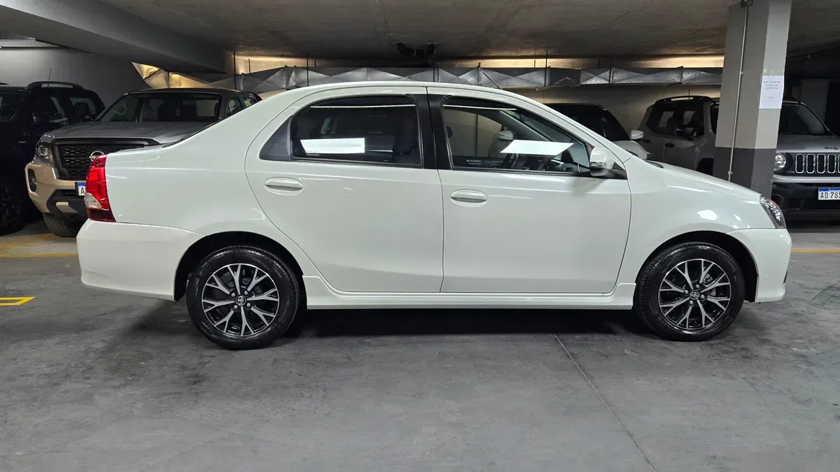 Mira esta publicación de Toyota Etios