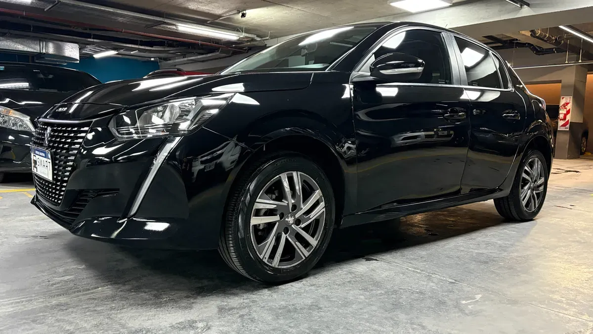 Mira esta publicación de Peugeot 208