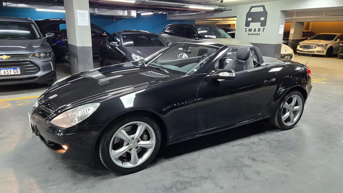 Mira esta publicación de Mercedes Benz SLK