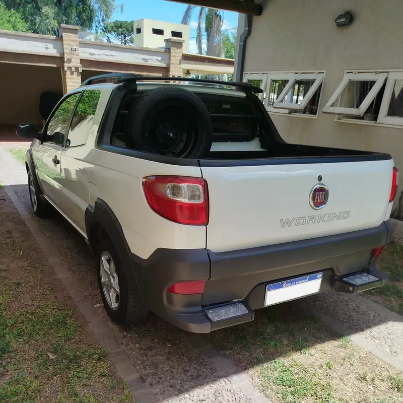 Mira esta publicación de Fiat Strada 2018 en Motordil