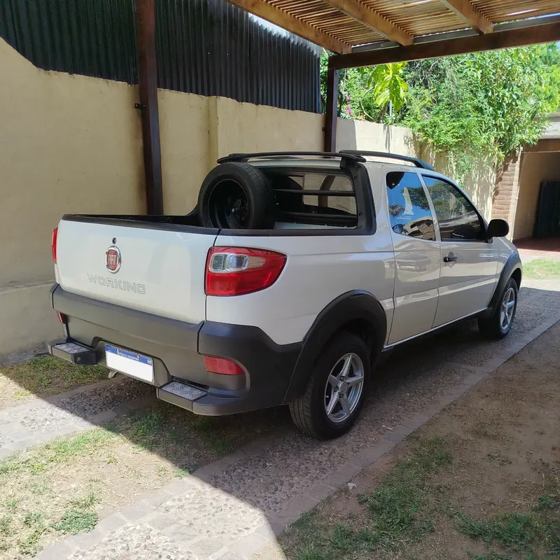 Mira esta publicación de Fiat Strada 2018 en Motordil