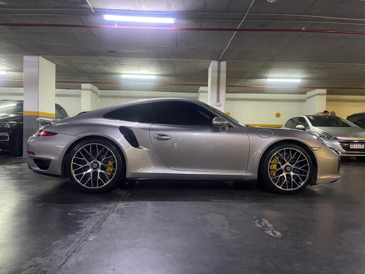 Mira esta publicación de Porsche 911