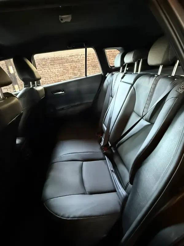 Mira esta publicación de Toyota Corolla Cross 2025 en Motordil