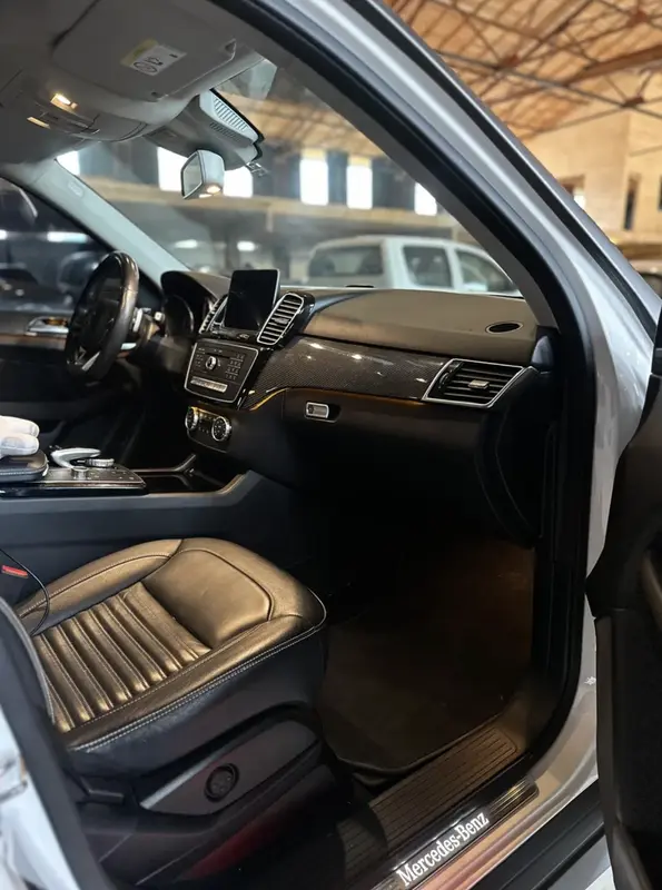 Mira esta publicación de Mercedes Benz GLE 2019 en Motordil