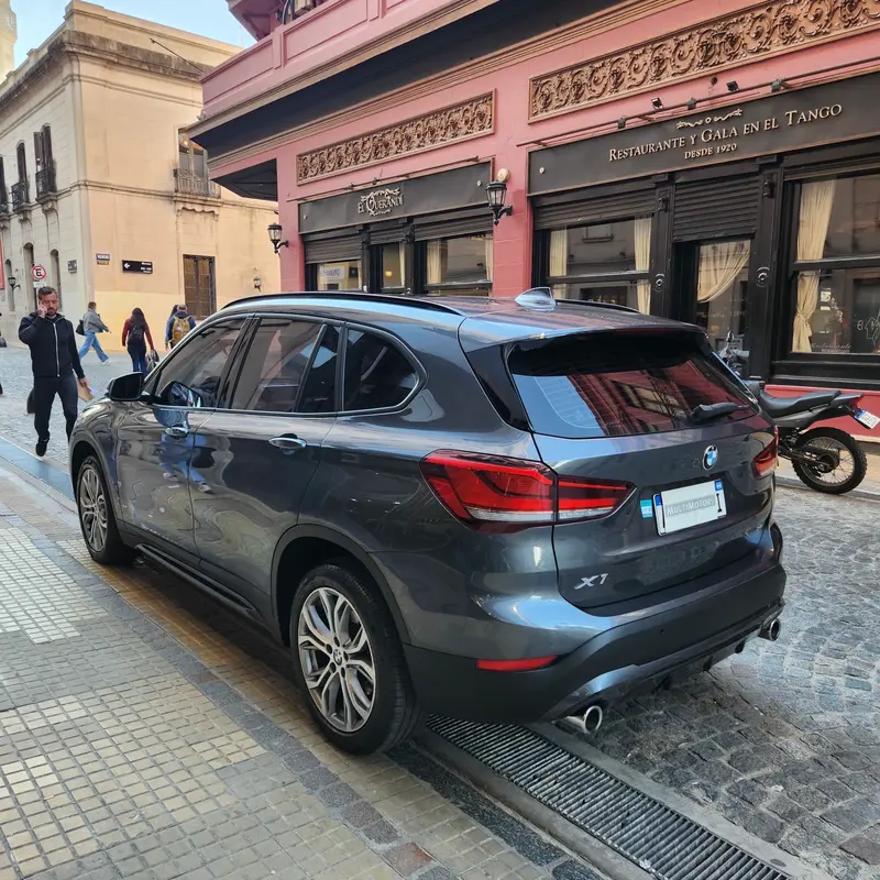 Mira esta publicación de BMW X1 2022 en Motordil