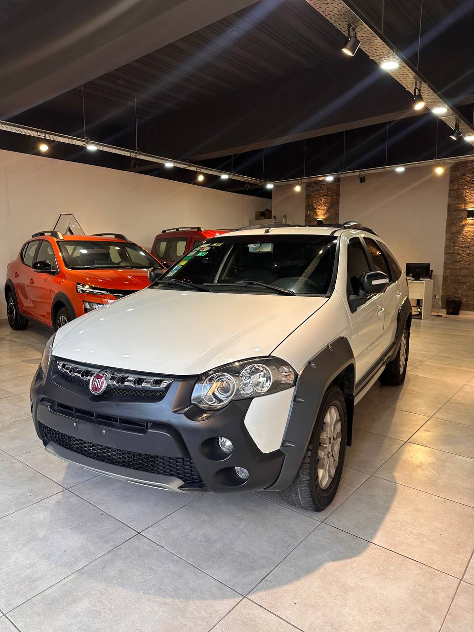 Mira esta publicación de Fiat Palio
