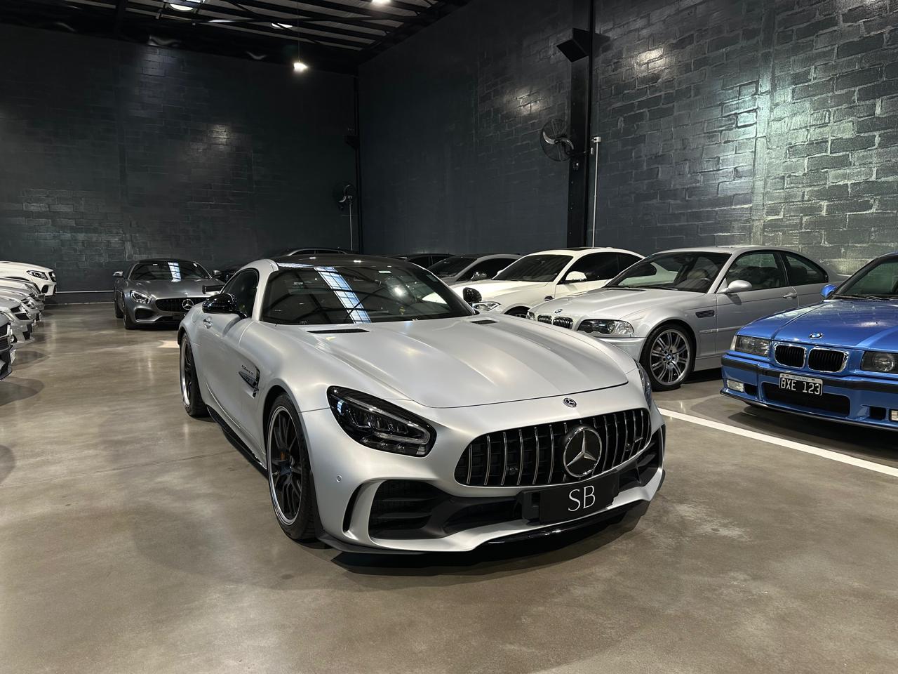 Mira esta publicación de Mercedes Benz GT