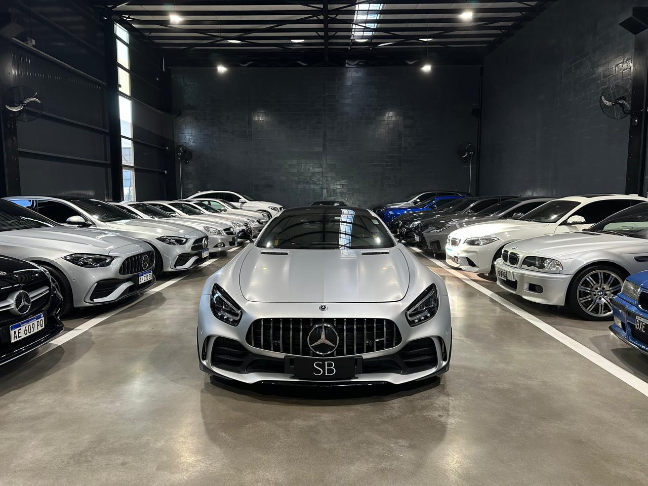 Mira esta publicación de Mercedes Benz GT