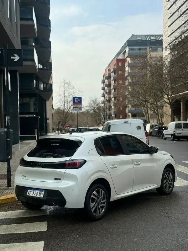 Mirá esta publicación de Peugeot 208
