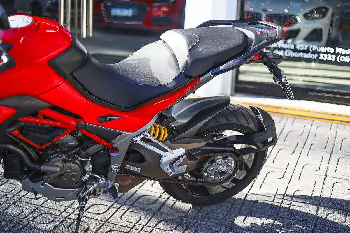 Mira esta publicación de Ducati 1200 S