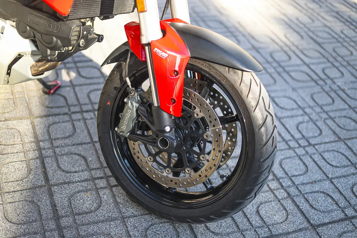 Mira esta publicación de Ducati 1200 S