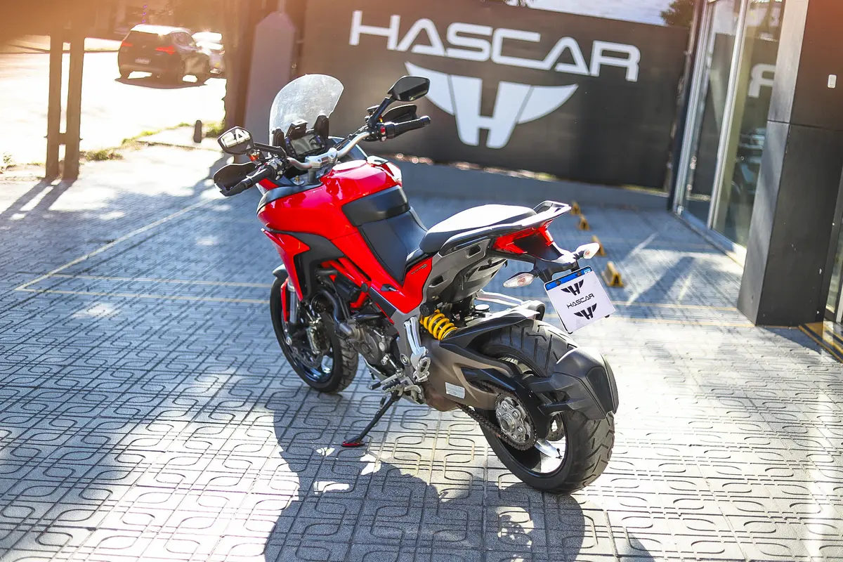 Mira esta publicación de Ducati 1200 S