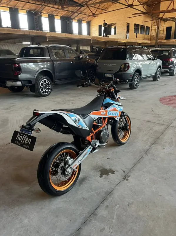 Mira esta publicación de KTM 690 SMC R 2017 en Motordil