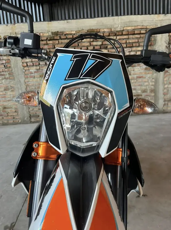 Mira esta publicación de KTM 690 SMC R 2017 en Motordil