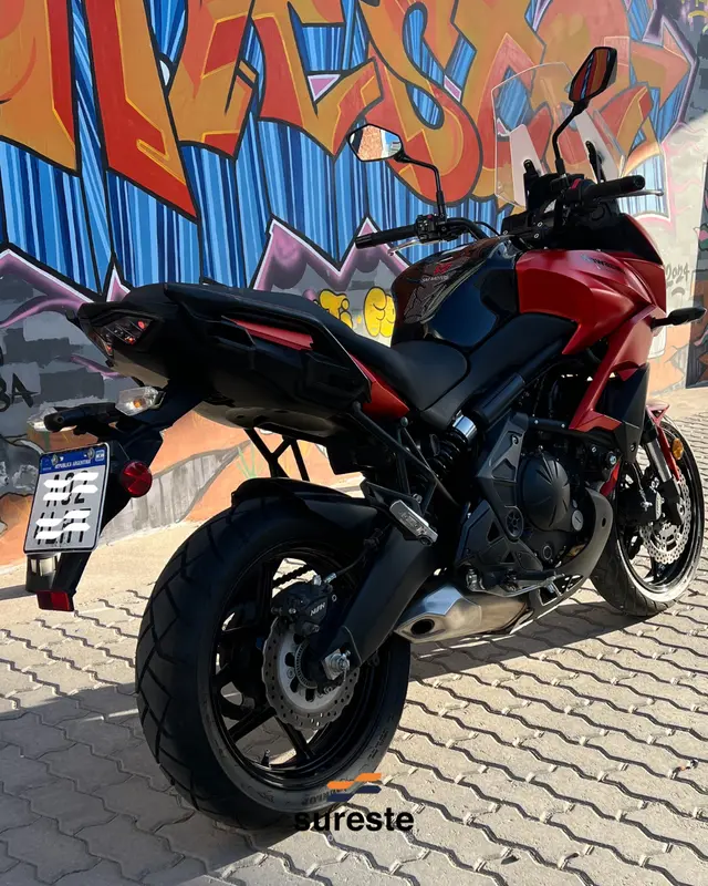 Mira esta publicación de Kawasaki KLE 650 Versys 2017 en Motordil